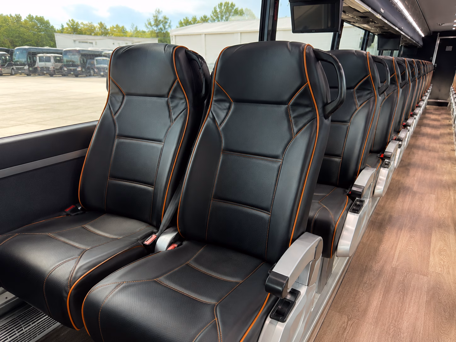 elizabeth airport shuttle bus rentals for private groups